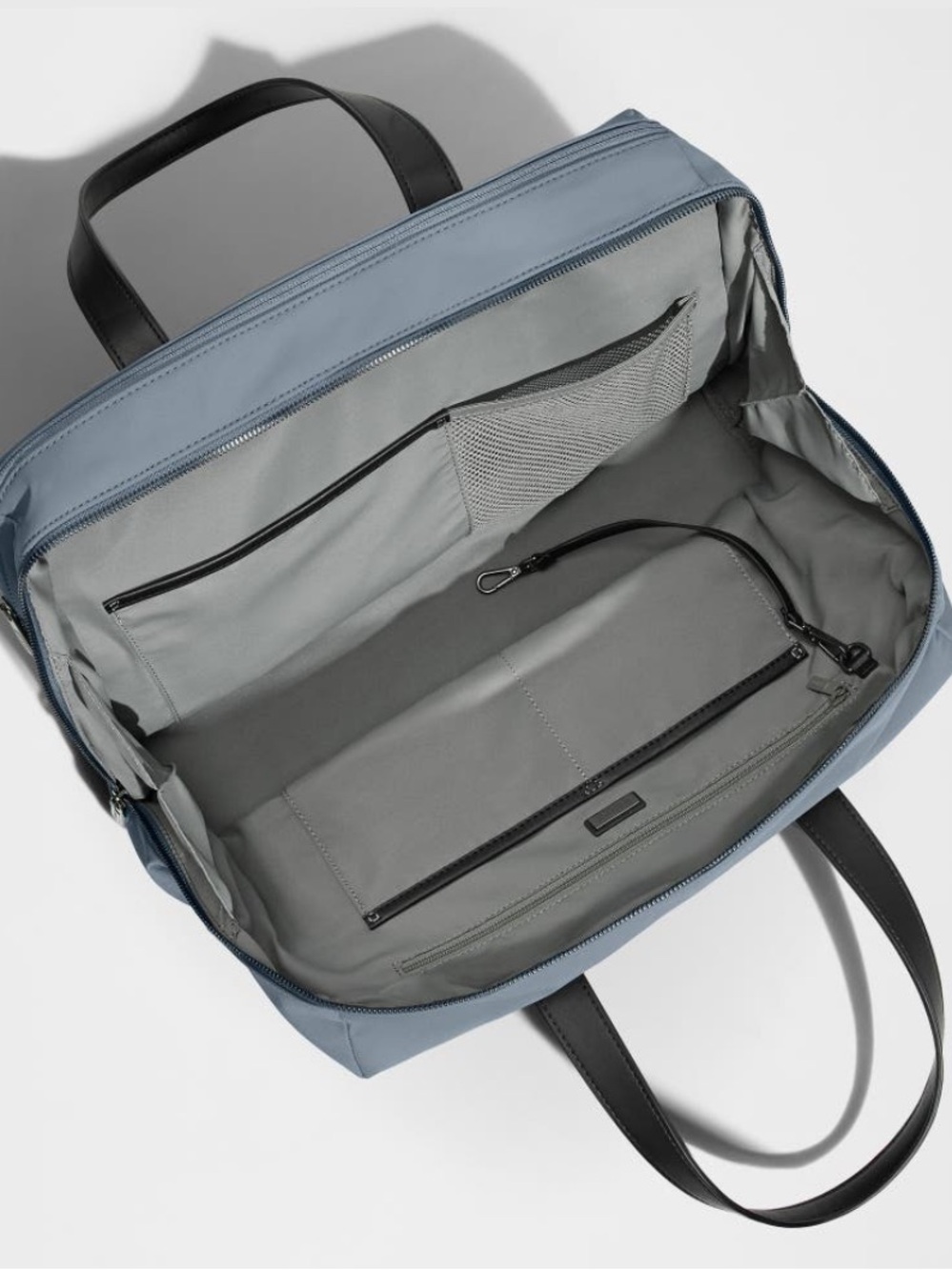 AWAY - The Everywhere Bag - Picture 8 of 8